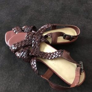 NWT.. handmade Italian sandals .Size 9
